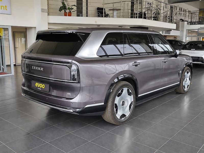 ZEEKR 9X Ultra 70kWh Hyper-SUV 4WD - fotka 4 z 32