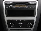 Škoda Octavia (2010) Ambiente 1.6 TDI, Serv.kniha - náhled 12