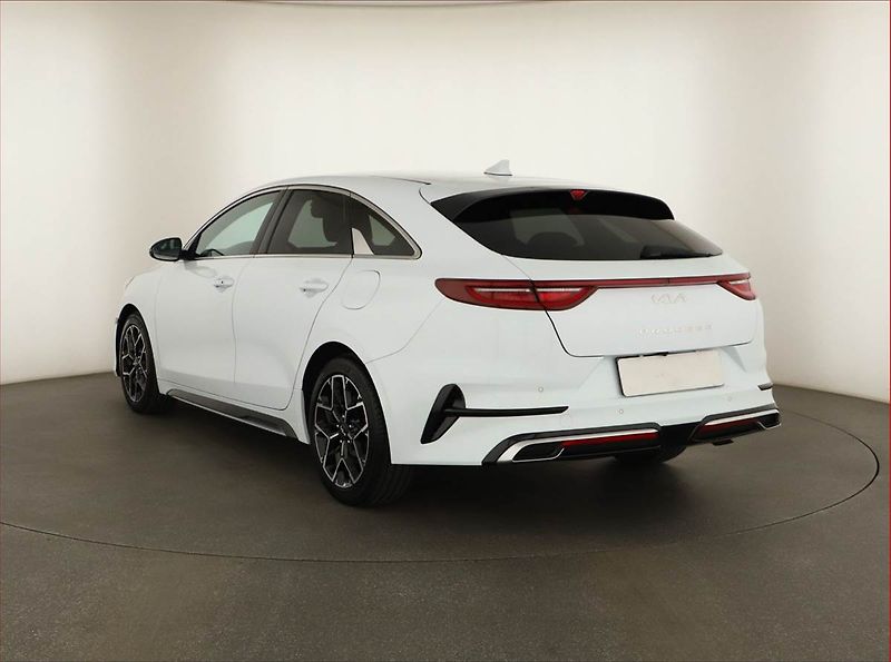 Kia Pro_Ceed (2023) GT-Line 1.5 T-GDI - fotka 4 z 17