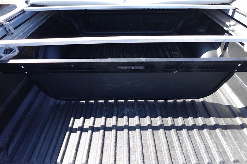 Mercedes-Benz Ostatní 2,3 CDI  250D 4MATIC PROGRESSI - fotka 13 z 35