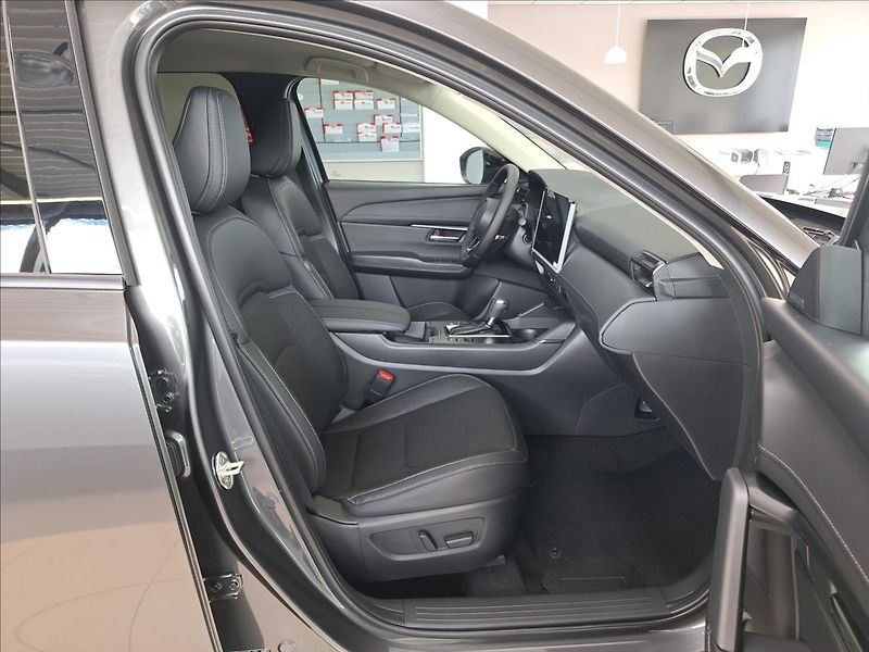 Mazda CX-5 (2026) 2,5 G 141ps 6AT AWD Exclusive- - fotka 6 z 13