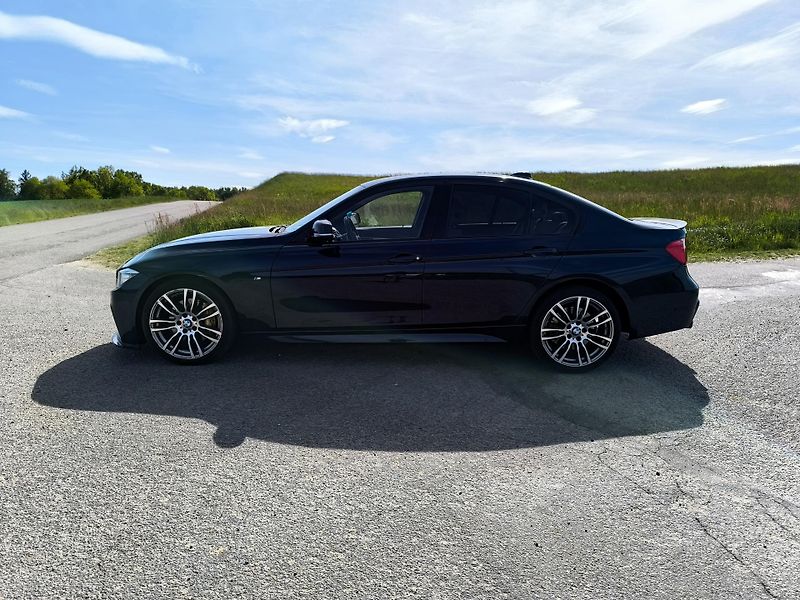 BMW Řada 3 (2014)  335i XDRIVE NOVE CR - fotka 4 z 22