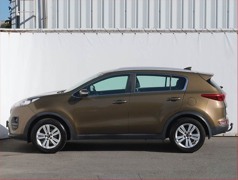 Kia Sportage (2016) 1.7 CRDi, Navi, Tempomat - fotka 3 z 21