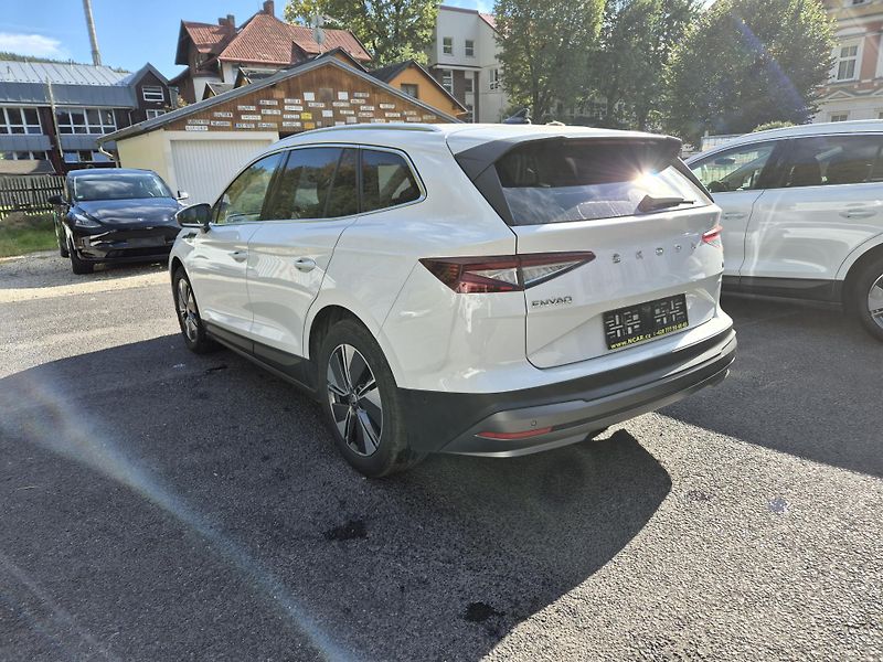 Škoda Enyaq iV 80 LOFT 150kw TZ SOH 94% - fotka 2 z 5