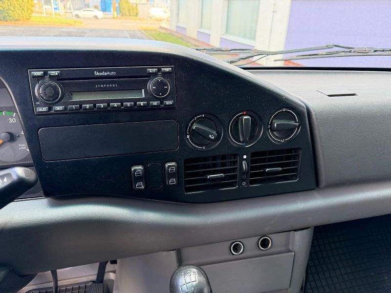 Volkswagen LT 46 2,5 TDI /80 kW/ plachta  - fotka 13 z 15