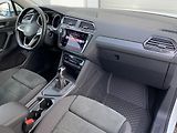 Volkswagen Tiguan 2,0 TDI 110 kW DSG Life - náhled 24