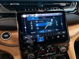 Jeep Grand Cherokee (2023) 5.7 Summit Reserve L V8 HeadUp - náhled 33