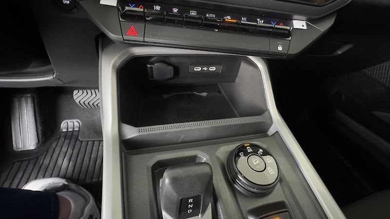 Dacia Bigster (2026) Extreme Hybrid-G 150 4x4 - fotka 28 z 34