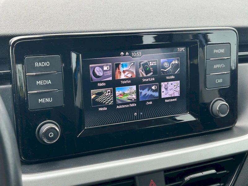 Škoda Scala (2021) Ambition 1.0 TSI 81 kW - fotka 18 z 27