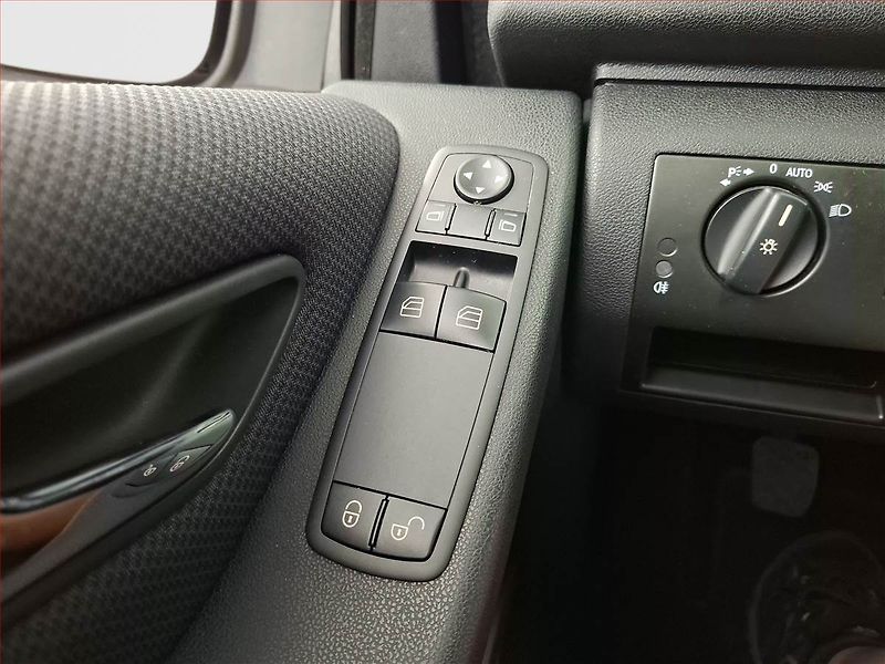 Mercedes-Benz Třídy A (2011) A 160 - fotka 14 z 14