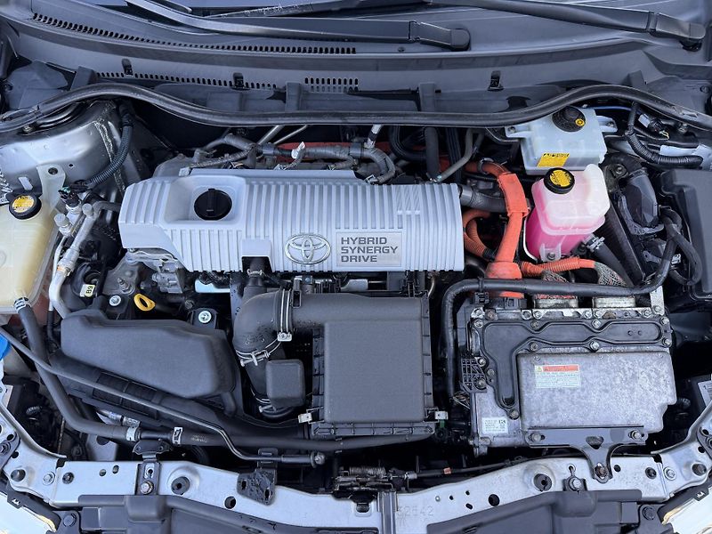 Toyota Auris 1.8l 73kW - fotka 14 z 14