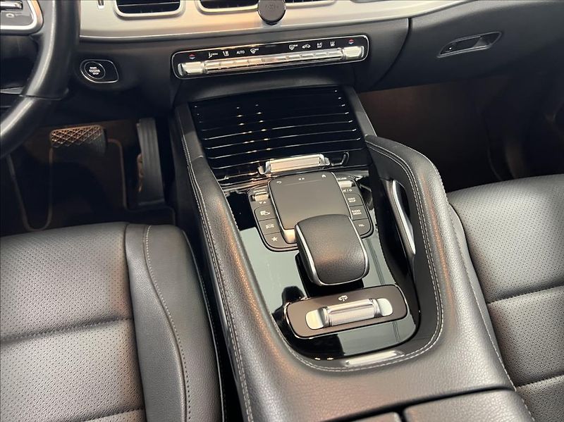 Mercedes-Benz GLE 350De 4MATIC AMG - fotka 18 z 32