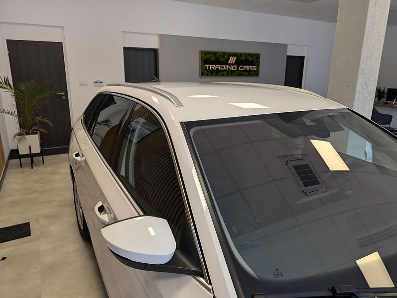 Škoda Octavia 1.5 TSI STYLE PLUS - fotka 9 z 33