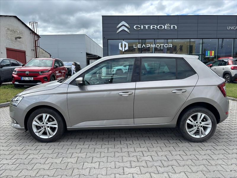 Škoda Fabia 1,0 TSI  Style 5kvalt ČR - fotka 10 z 26
