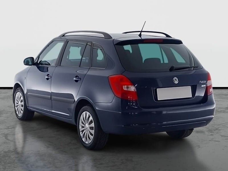 Škoda Fabia (2012) 1.6 TDI, po STK, dobrý stav - fotka 4 z 14