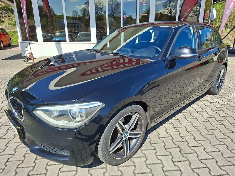 BMW Řada 1 (2012) 116d 85kW -NAVIGACE-SENZORY - fotka 4 z 33