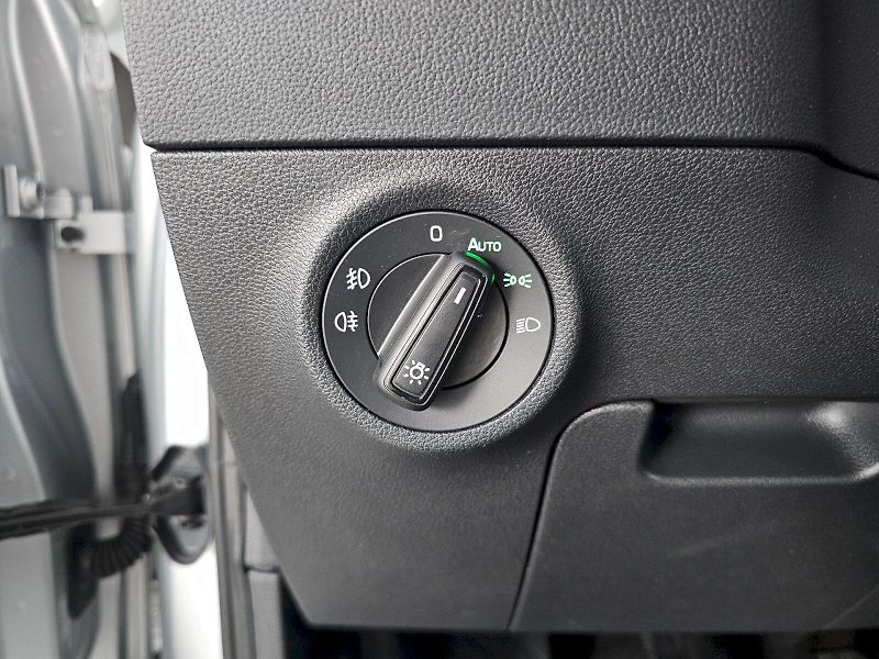 Škoda Karoq (2025) 1.5TSi 110kW SELECTION - fotka 23 z 31