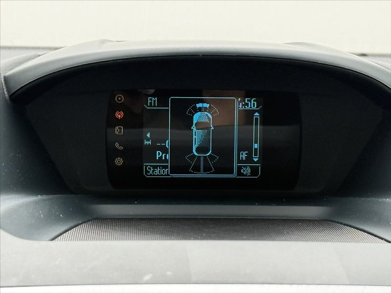 Ford Grand C-MAX 1,6 Duratorg TDCi 85kW Trend - fotka 17 z 22
