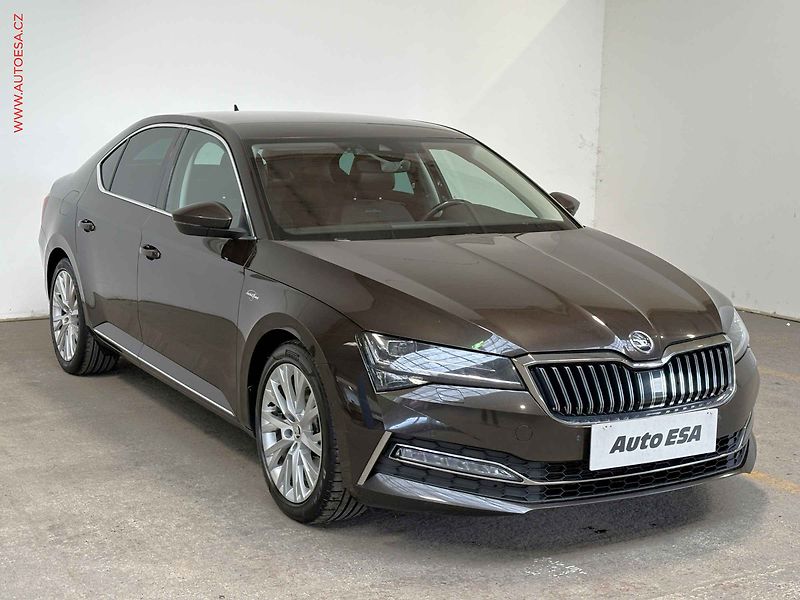 Škoda Superb (2019) 2.0 TDi 4x4, ČR, AT, LED - fotografie inzerátu