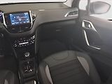 Peugeot 2008 (2018) 1.2 PureTech, Automat - náhled 8