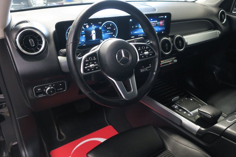 Mercedes-Benz GLB (2022) 220 D 4MATIC - fotka 12 z 48