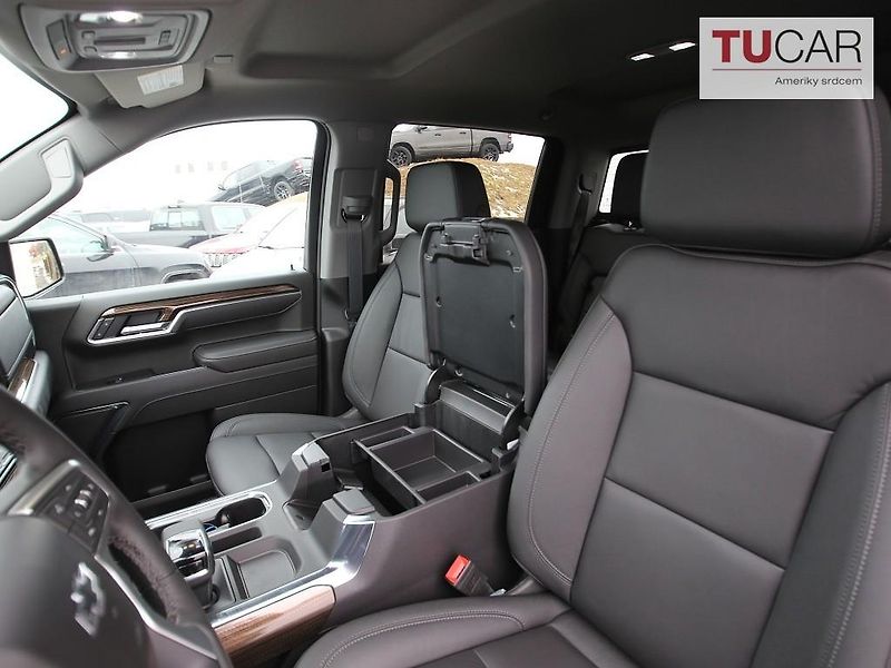 Chevrolet Silverado (2025) 6.2 V8 Trail Boss Z71 - fotka 37 z 47