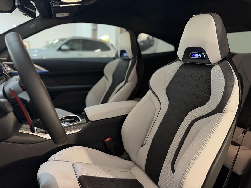 BMW M4 Competition xDrive FCL Indiv. - fotka 15 z 48