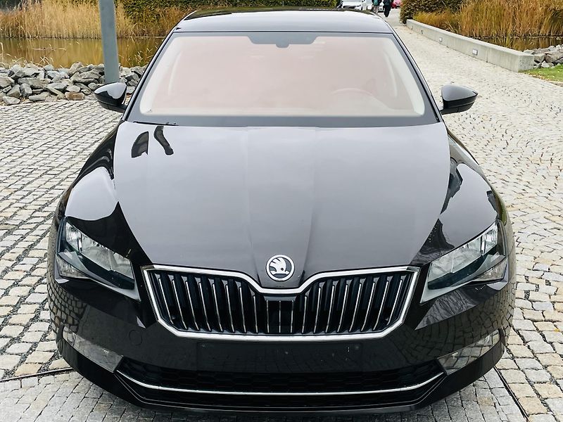 Škoda Superb 1.4TSI 1.MAJITEL KAMERA VÝHŘEV - fotka 7 z 48