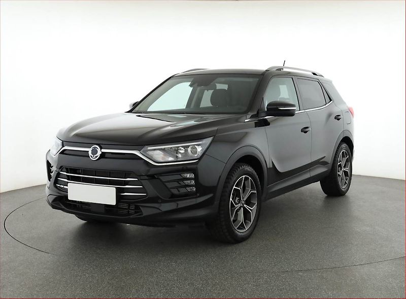 SsangYong Korando (2022) 1.5 T-GDI, Serv.kniha, Xenony - fotka 2 z 20