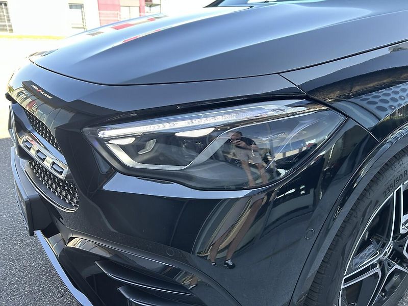 Mercedes-Benz GLA 200d 4MATIC AMG Style Edition - fotka 9 z 27