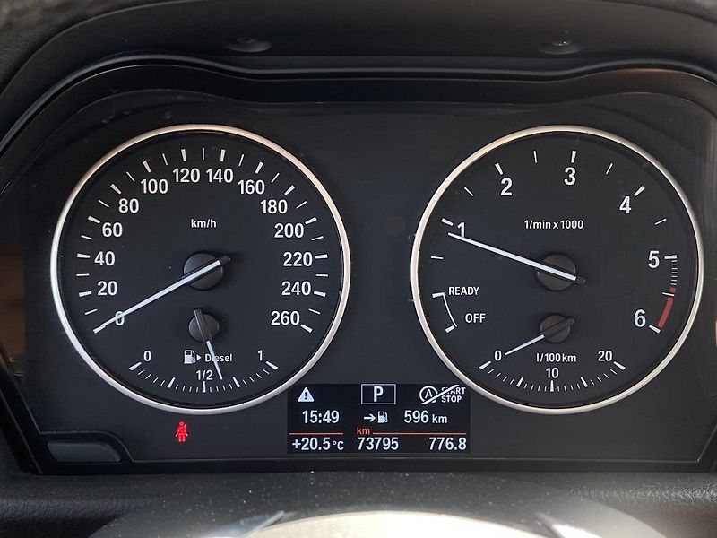 BMW Řada 2 218d, ČR, automat, 2x kola - fotka 11 z 16