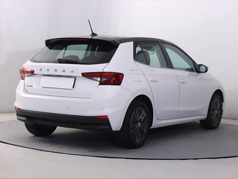 Škoda Fabia (2023) 1.0 TSI, Serv.kniha, Tempomat - fotka 5 z 22
