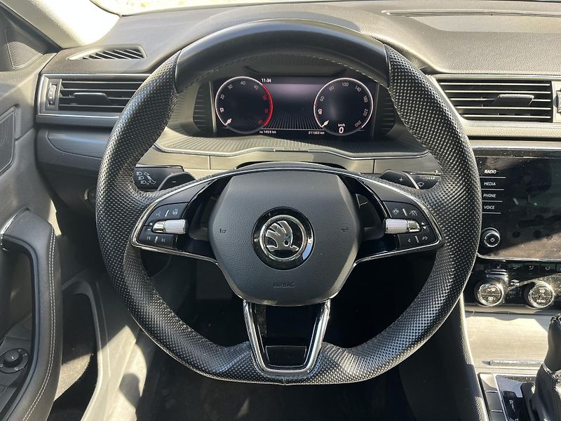 Škoda Superb (2022) 2,0 TDi 110 Kw DSG AMBIENTE + - fotka 12 z 18