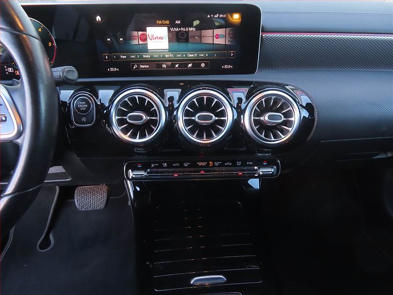 Mercedes-Benz CLA (2020) 200 d - fotka 12 z 28