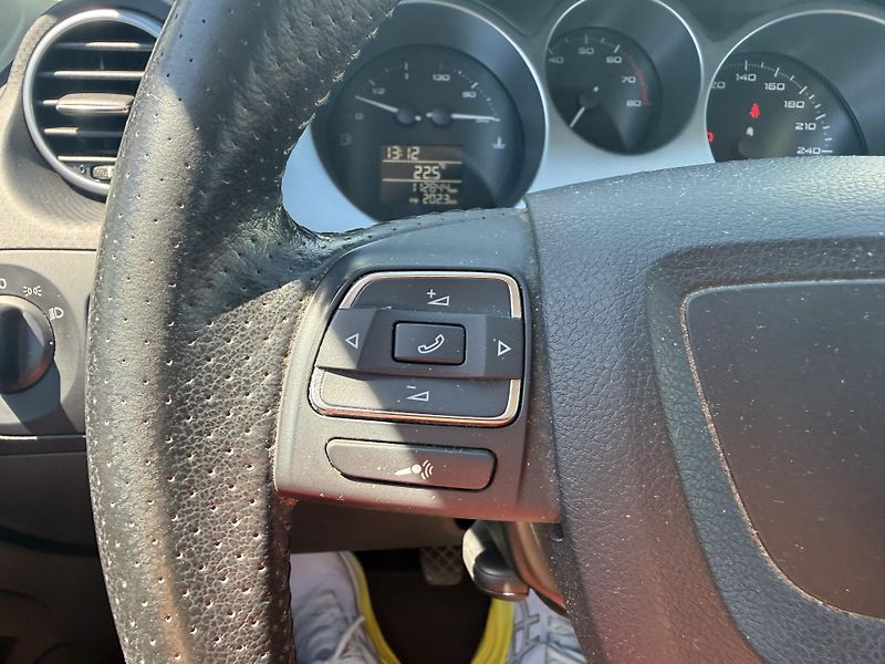 Seat Altea (2009) 1.6 i servisní knížka - fotka 23 z 40