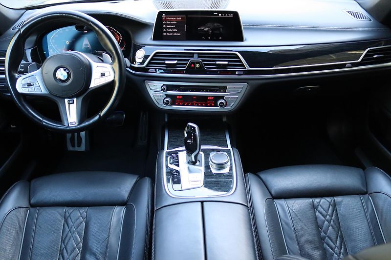 BMW Řada 7 730D XDRIVE M-PAKET G11 210kW - fotka 35 z 46
