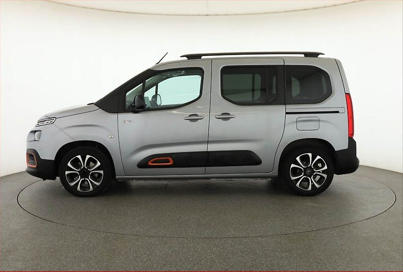 Citroën Berlingo (2019) Feel 1.2 PureTech, 5Míst, ČR - fotka 3 z 16