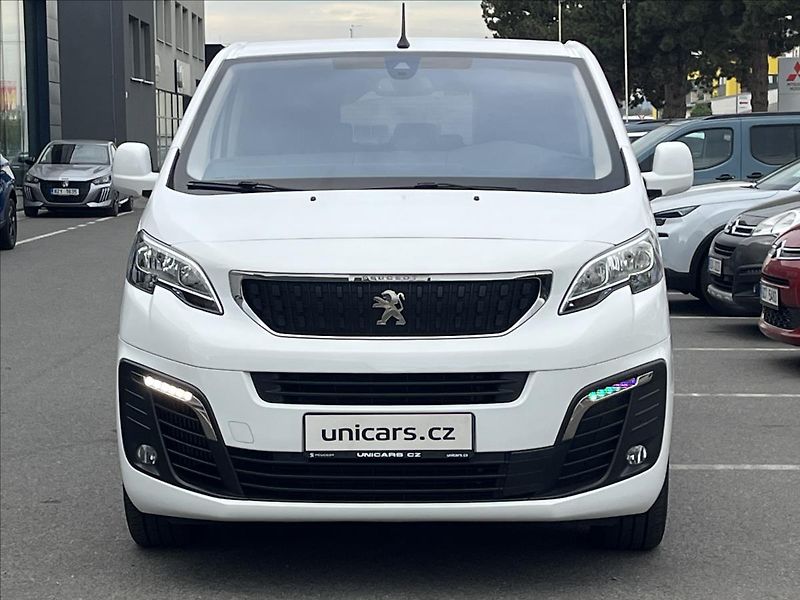 Peugeot Traveller 2,0 BlueHDI  Active - fotka 2 z 27