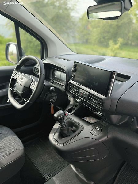 Fiat Dobló Panorama 1.5 blueHD - fotka 4 z 10