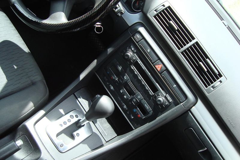 Audi A4 Avant (2006) 2.0 TDi, AUT - fotka 27 z 43