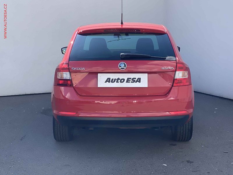 Škoda Rapid (2013) 1.6 TDI, ČR, Elegance - fotka 5 z 17