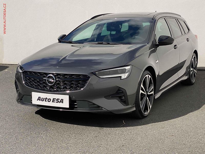 Opel Insignia (2022) 2.0 CDTi 4x4, Ultimate, AT - fotka 3 z 18