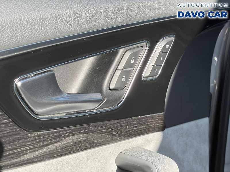 Audi Q7 3,0 TDI 200kW 4X4 360 BOSE Sof - fotka 23 z 36