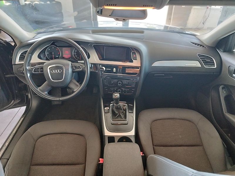 Audi A4 Allroad (2012) 2,0TDI,LED,ALU,TAŽNÝ,MAN,4X4 - fotka 19 z 25