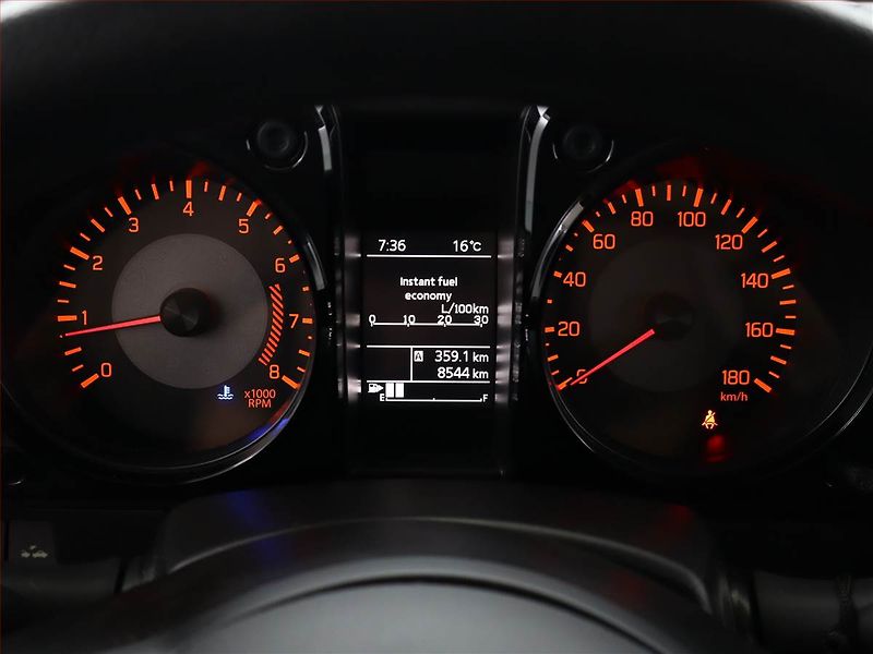 Suzuki Jimny (2022) 1.5 AllGrip - fotka 8 z 13