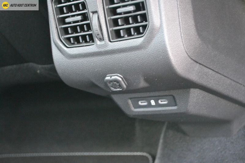 Dacia Bigster EXTREME MILD HYBRID 140 PANORA - fotka 17 z 66