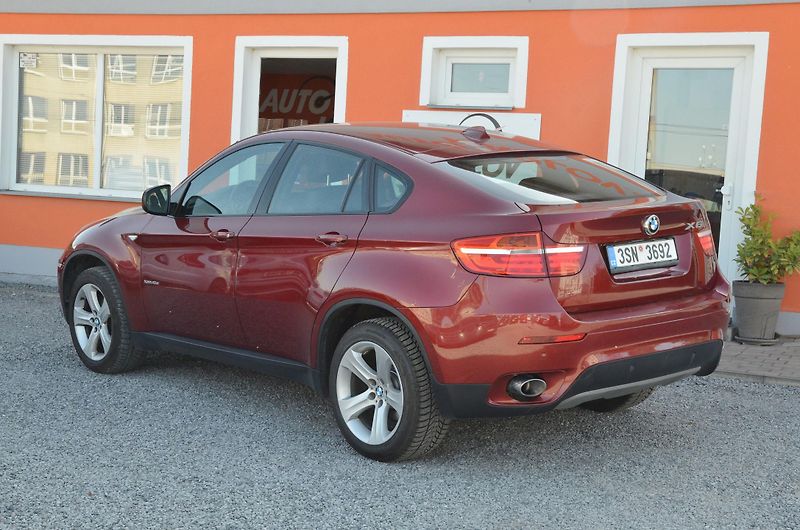 BMW X6 (2013) xDrive 40d 225kW / ČR - fotka 4 z 37