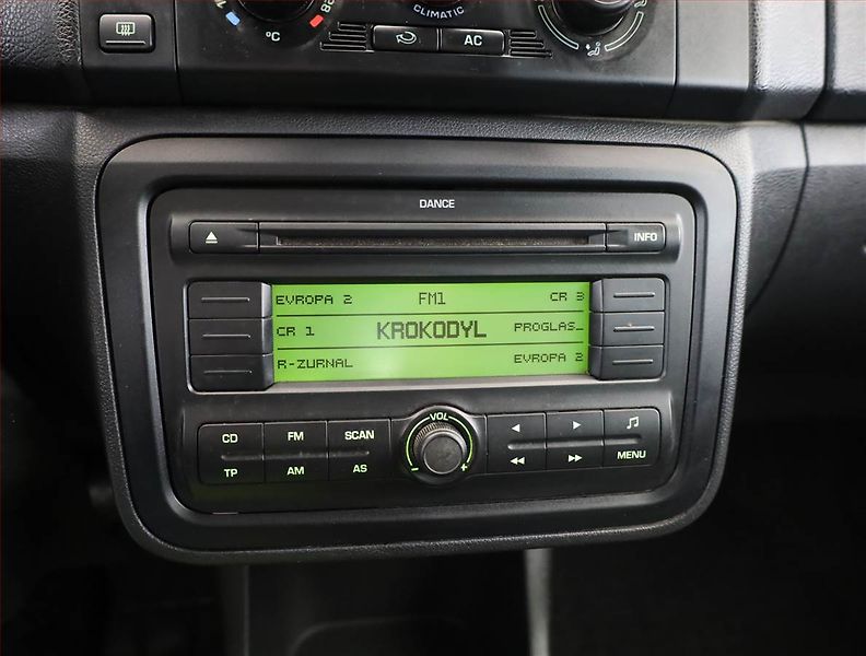 Škoda Fabia (2008) Sportline 1.2 12V, ČR,1.maj - fotka 10 z 15