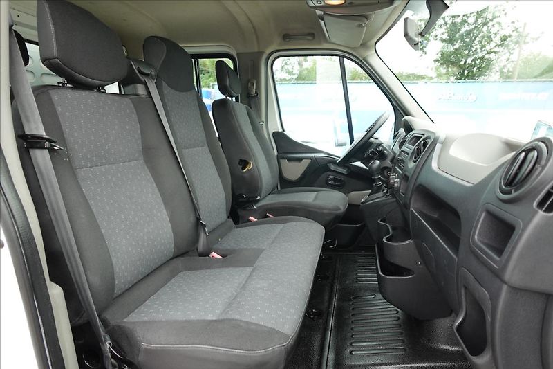 Opel Movano 2,3 CDTI  DVOJKABINA 7MÍST VAL - fotka 11 z 20