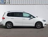 Volkswagen Touran (2017) Highline 1.8 TSI, Automat - náhled 6